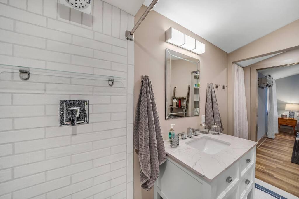 Luxury Apartment In Historic Carriage House Кеннетт-Сквер Екстер'єр фото