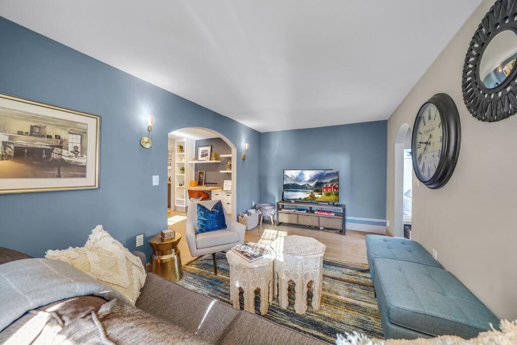 Luxury Apartment In Historic Carriage House Кеннетт-Сквер Екстер'єр фото